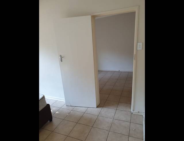 1 BEDROOM APARTMENT FOR SALE IN PIETERMARITZBURG CENTRAL